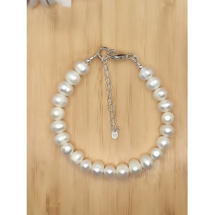 Natural White Freshwater Pearl Bracelet